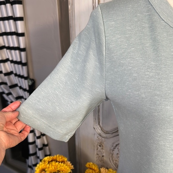 Duluth Trading Elegant Soft Sage Green Women's Double Knit T Shirt Top - Picture 4 of 10